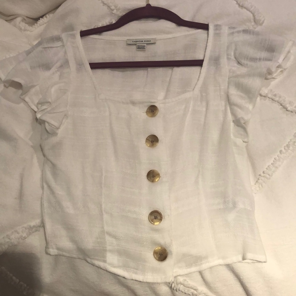 American Eagle Flowy White Cropped Shirt